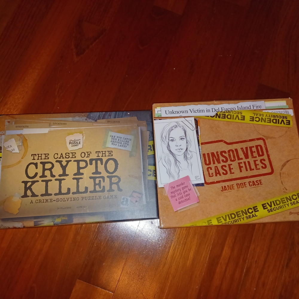 Unsolved Case Files Puzzle Game Set
